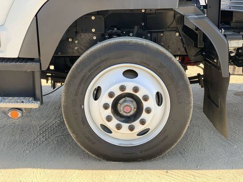 New 2024 Chevrolet Low Cab Forward 6500XD RWD image 31
