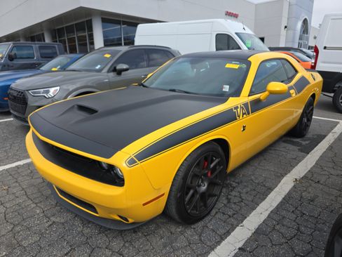 Used 2018 Dodge Challenger T/A image 4