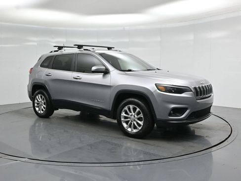Used 2019 Jeep Cherokee Latitude w/ Popular Appearance Group AWD/4WD image 19
