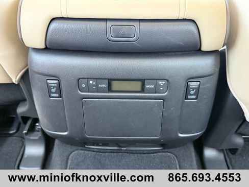 Used 2022 Nissan Armada Platinum w/ Captain's Chairs Package AWD/4WD image 21