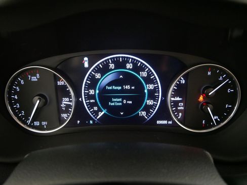 Used 2020 Buick Envision Premium w/ Driver Confidence Package image 21