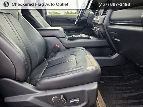 Used 2020 Ford Expedition Limited w/ Equipment Group 301A AWD/4WD image 42