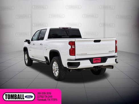 Used 2023 Chevrolet Silverado 2500 High Country w/ Technology Package AWD/4WD image 5