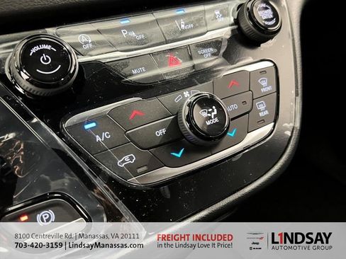 New 2026 Chrysler Voyager LX image 19