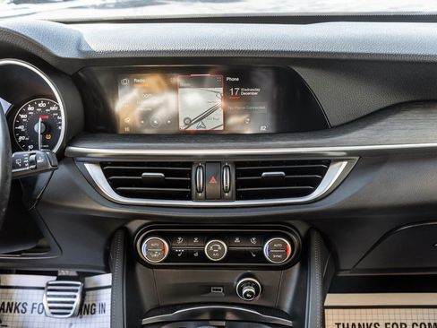 Used 2022 Alfa Romeo Stelvio Ti w/ Active Assist Plus Package image 19