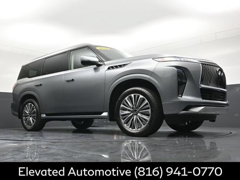 Certified 2026 INFINITI QX80 Luxe w/ Cargo Package AWD/4WD image 33