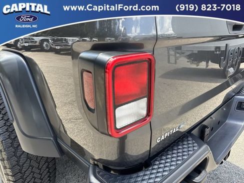 Used 2020 Jeep Gladiator Sport w/ Quick Order Package 24S AWD/4WD image 15