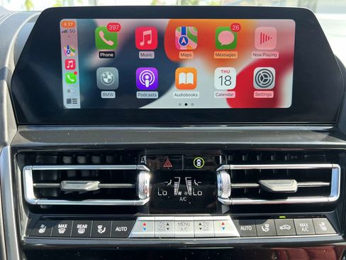 Used 2022 BMW 840i Convertible w/ Comfort Seating Package image 45