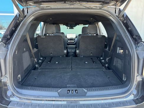 Used 2025 Ford Explorer ST-Line image 35