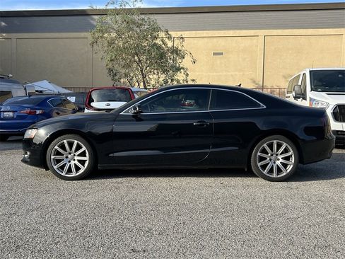 Used 2011 Audi A5 2.0T Premium Plus image 3