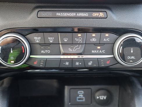 Used 2022 Ford Escape Titanium w/ Titanium Elite Package image 23