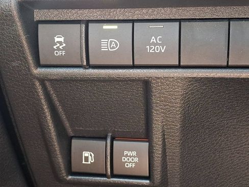 Used 2026 Toyota Sienna Limited AWD/4WD image 24
