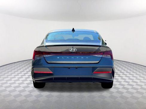 New 2026 Hyundai Elantra SEL Sport Premium FWD image 6