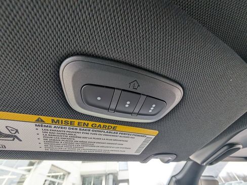 New 2026 Chrysler Pacifica Limited w/ S Appearance Package image 36