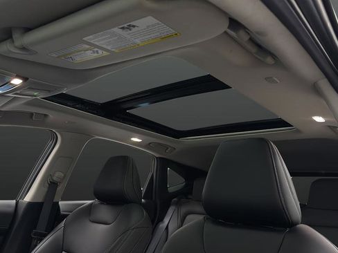 Used 2025 Nissan Murano SL image 8