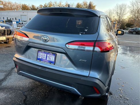 Used 2023 Toyota Corolla Cross L image 28