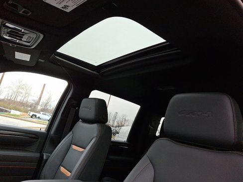 New 2026 GMC Sierra 2500 AT4 w/ AT4 Premium Plus Package AWD/4WD image 15
