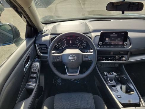 New 2026 Nissan Rogue SV FWD image 25
