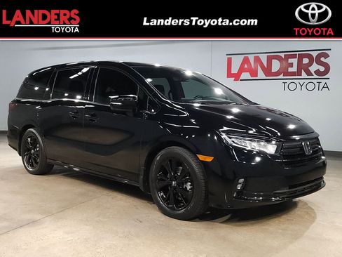 Used 2023 Honda Odyssey Sport image 1