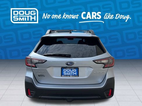 Used 2022 Subaru Outback Premium image 5