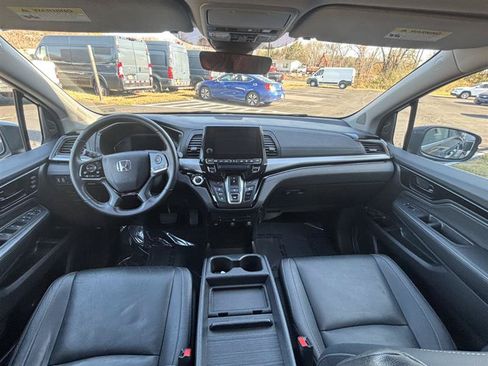 Used 2021 Honda Odyssey Touring image 5