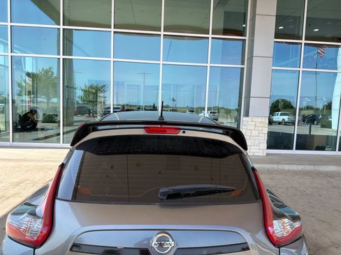 Used 2015 Nissan Juke S FWD image 12