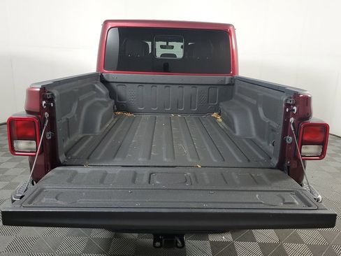 Used 2022 Jeep Gladiator Mojave w/ Cold Weather Group AWD/4WD image 7