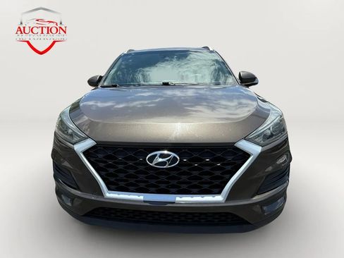 Used 2019 Hyundai Tucson Value FWD image 2