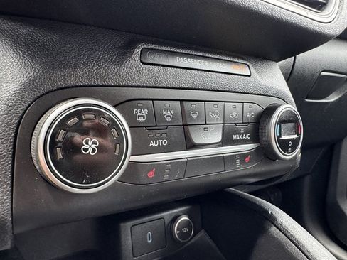 Used 2020 Ford Escape SE AWD/4WD image 19