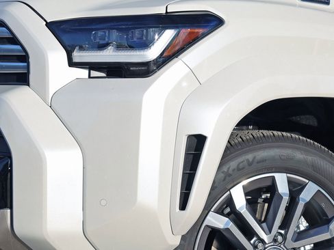 New 2026 Toyota 4Runner Limited image 12