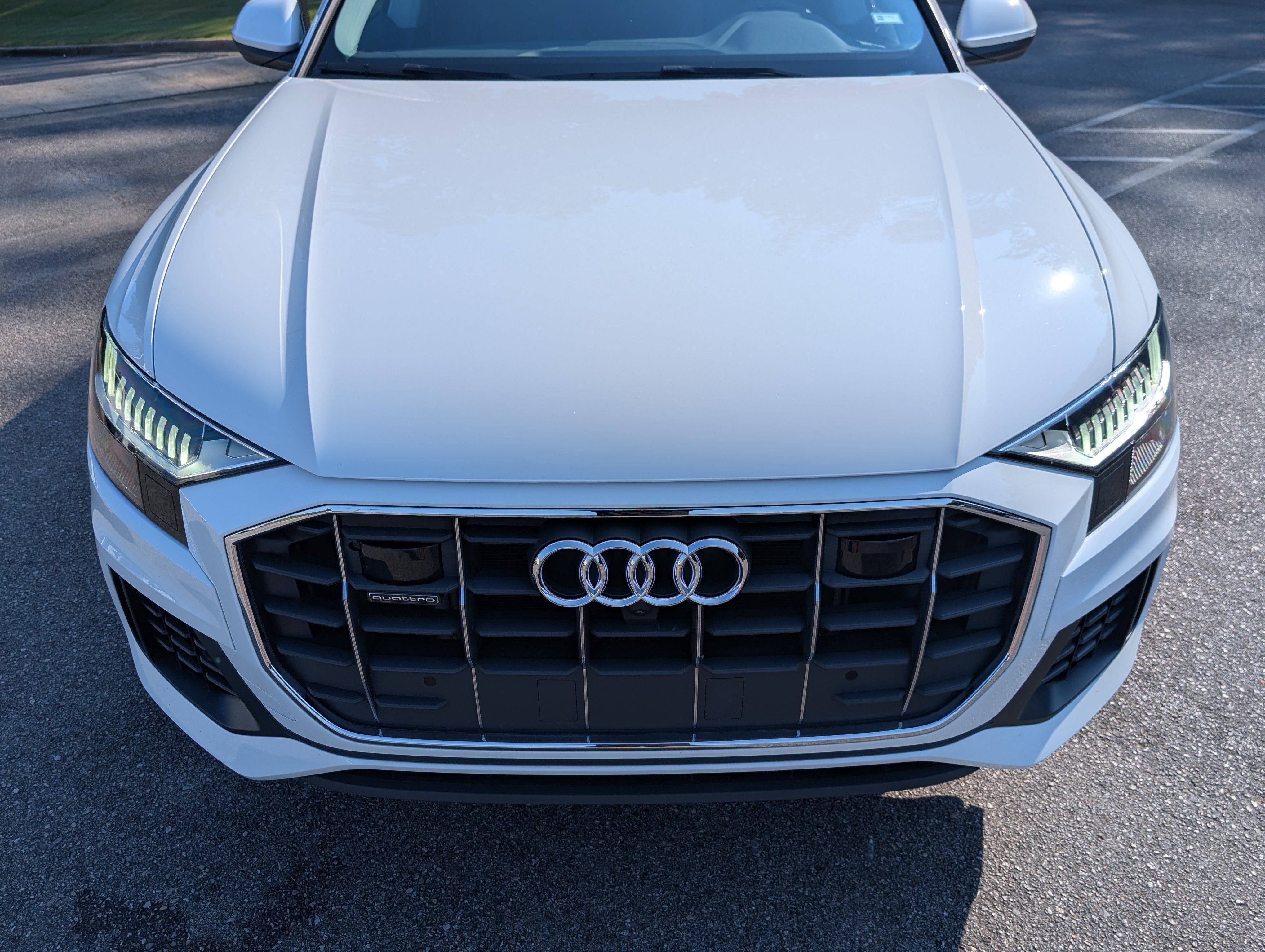 Used 2023 Audi Q8 Premium w/ Convenience Package AWD/4WD image 12