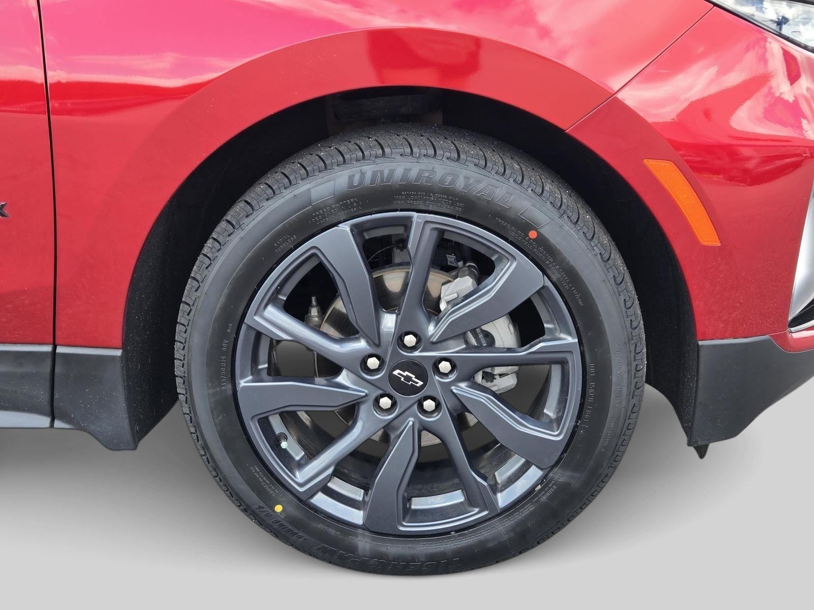 Used 2024 Chevrolet Equinox RS w/ RS Leather Package FWD image 4