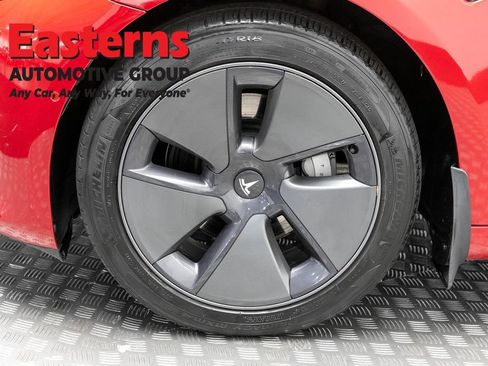 Used 2022 Tesla Model 3 Standard Range RWD image 26