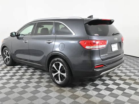 Used 2017 Kia Sorento EX w/ EX Advanced Touring Package image 7