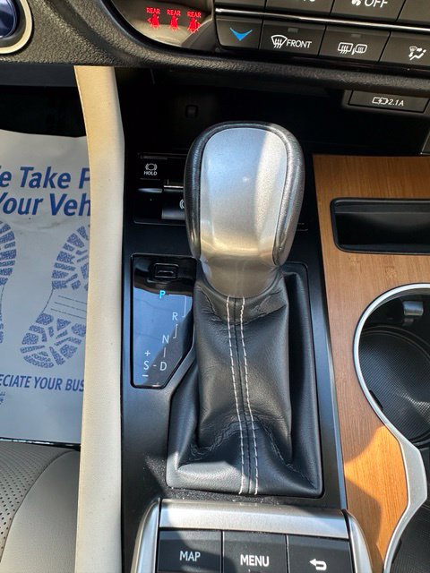 Used 2022 Lexus RX 450h AWD w/ Premium Package image 35