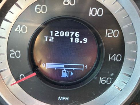 Used 2013 Volvo XC60 T6 AWD/4WD image 22