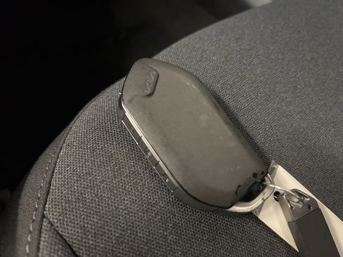 Used 2025 Kia K4 LXS image 35