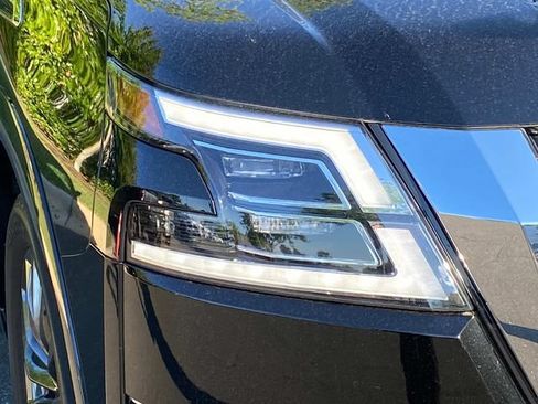 Used 2023 Nissan Armada Platinum w/ Cargo Package RWD image 4