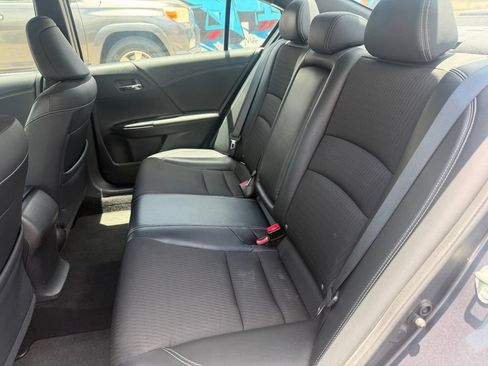Used 2017 Honda Accord Sport image 15