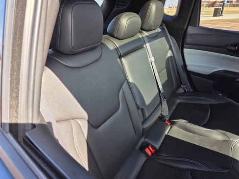 Used 2025 Jeep Compass Limited w/ Sun & Sound Group AWD/4WD image 46