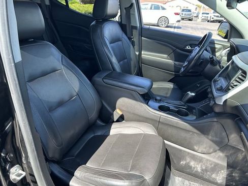 Used 2019 GMC Acadia SLT w/ Black Edition FWD image 29