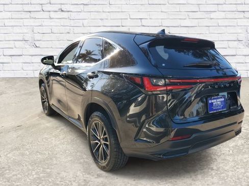Used 2024 Lexus NX 250 FWD w/ Towing Package (2000 Lbs) image 2