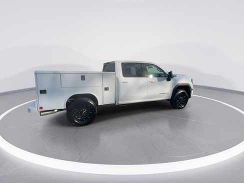 Used 2025 GMC Sierra 2500 AT4 image 23