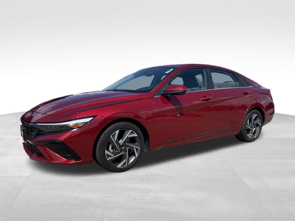 Used 2024 Hyundai Elantra Limited FWD image 5