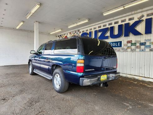 Used 2005 GMC Yukon XL SLT w/ SLT Preferred Equipment Group AWD/4WD image 5