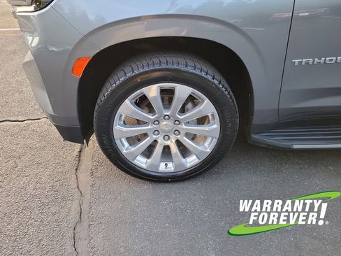 Used 2021 Chevrolet Tahoe Premier w/ Premium Package image 19
