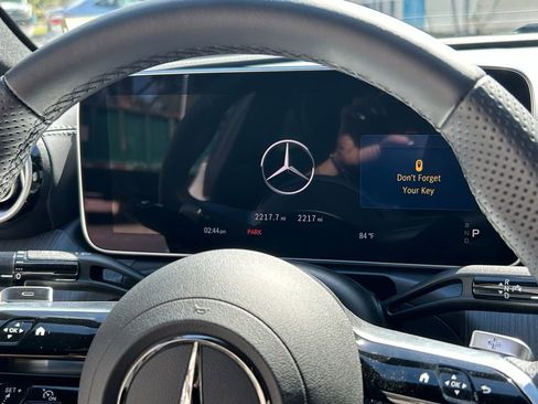 Used 2025 Mercedes-Benz CLE 450 4MATIC Coupe image 20