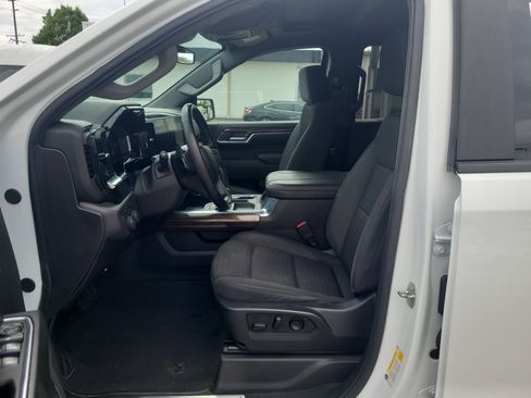 Used 2024 Chevrolet Silverado 1500 LT Trail Boss w/ Protection Package AWD/4WD image 15