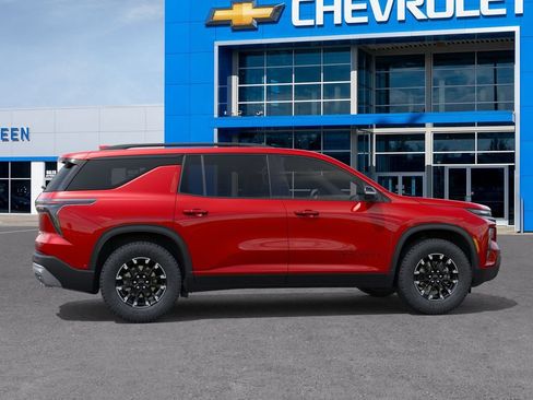 New 2026 Chevrolet Traverse Z71 w/ Driver Confidence Package AWD/4WD image 5