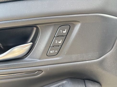 Used 2023 Honda Accord EX-L image 14